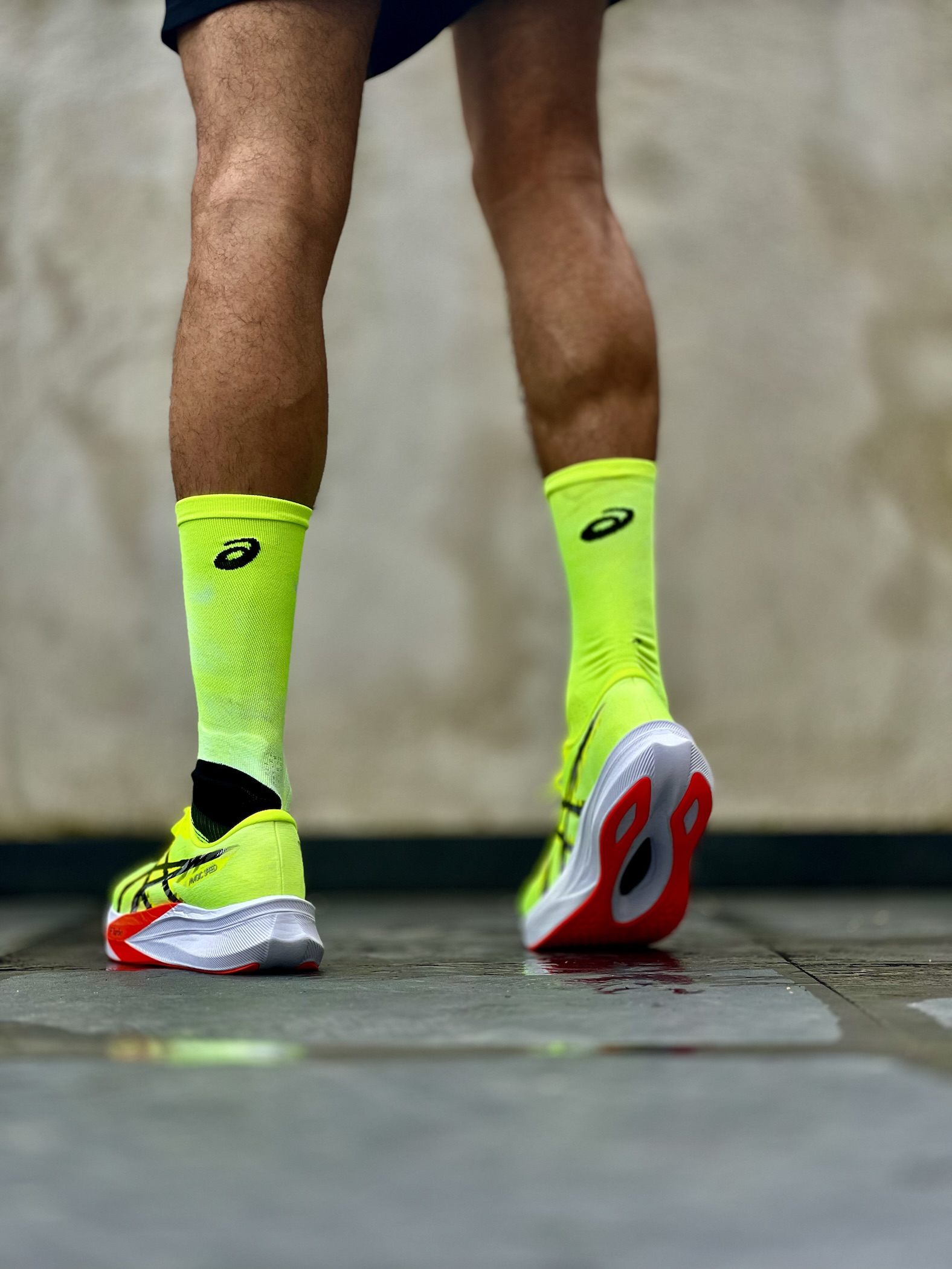 ASICS Magic Speed 4 : la chaussure qui donne envie d’aller vite !