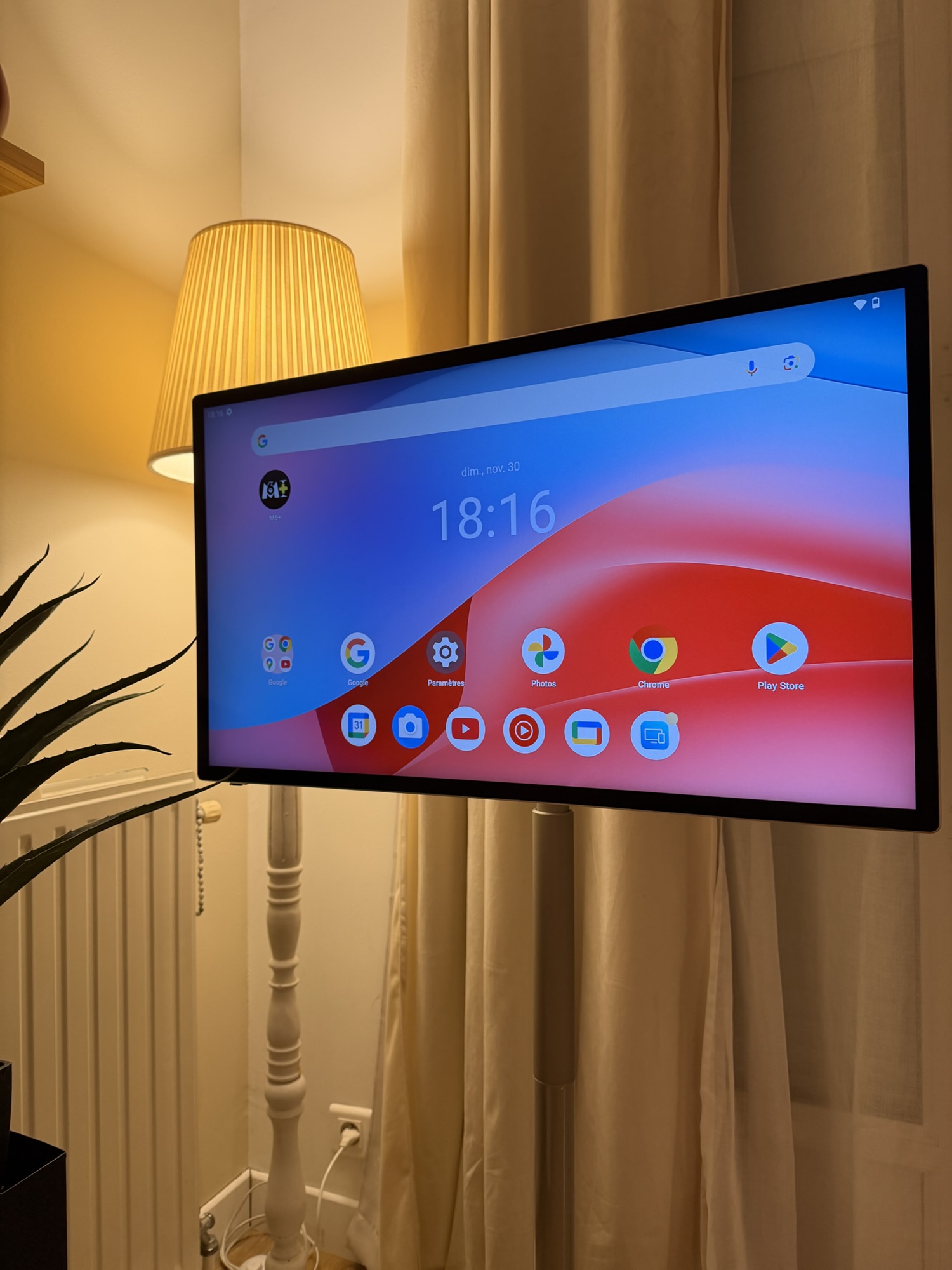 THOMSON GO PLUS – La télé qui se déplace comme si de rien n’était.